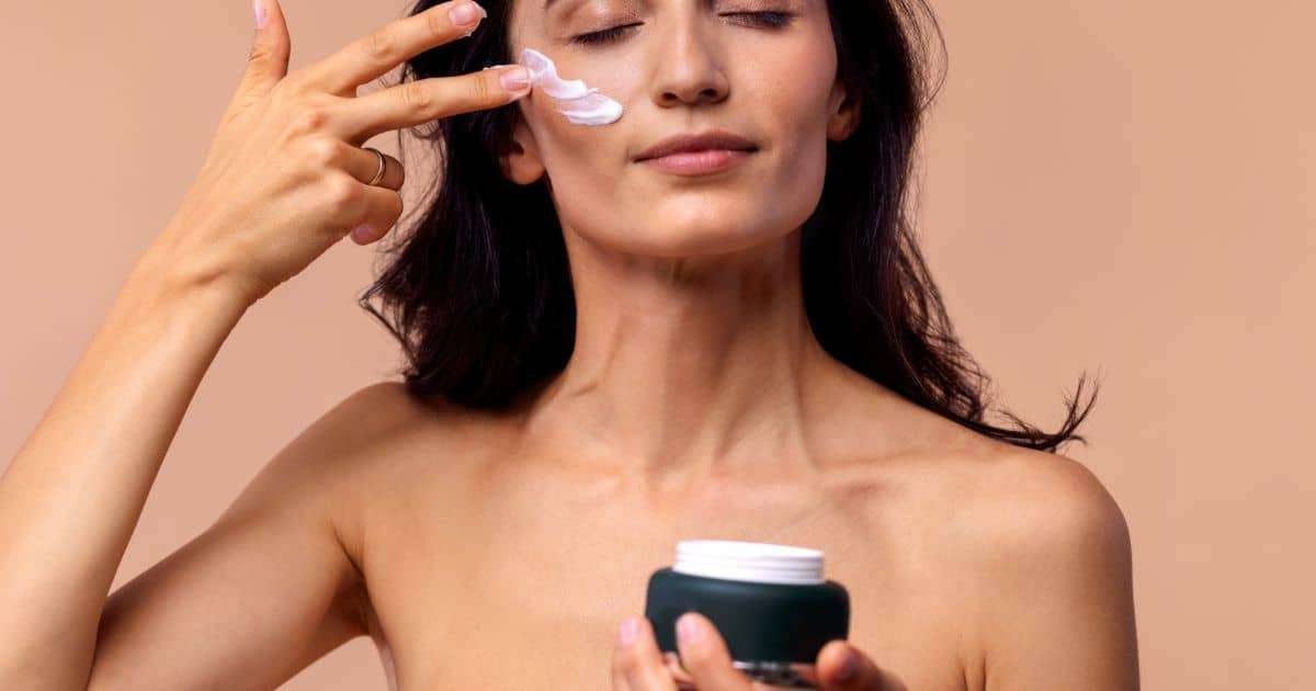 CBD creme som naturlig og organisk hudpleje